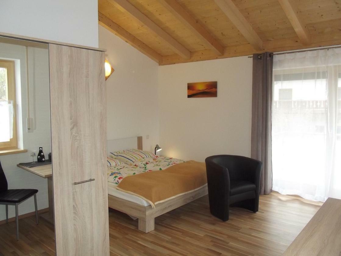 Gaestehaus Hubertus Bad Aibling Eksteriør bilde